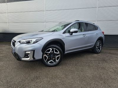 Subaru XV 2.0i e-Boxer SE 5dr Lineartronic Hatchback Petrol / Electric Hybrid Silver at Subaru Used Vehicle Locator Coleshill