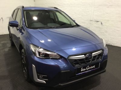 Subaru XV 2.0i e-Boxer SE 5dr Lineartronic Hatchback Petrol / Electric Hybrid Blue at Subaru Used Vehicle Locator Coleshill