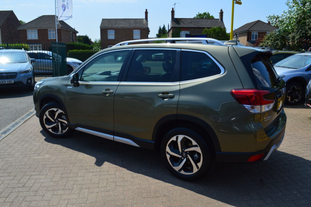 2023 Subaru Forester 2.0i e-Boxer XE Premium 5dr Lineartronic