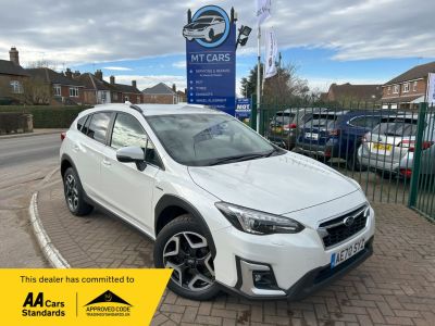 Subaru XV 2.0i e-Boxer SE 5dr Lineartronic Hatchback Petrol/Electric Hybrid WHITE at Subaru Used Vehicle Locator Coleshill