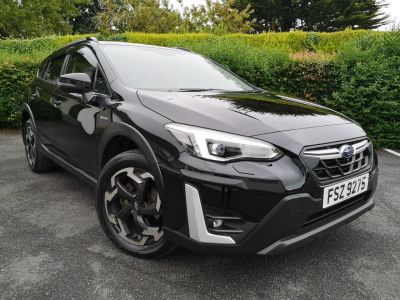 Subaru XV 2.0i e-Boxer SE 5dr Lineartronic Hatchback Petrol/Electric Hybrid BLACK at Subaru Used Vehicle Locator Coleshill