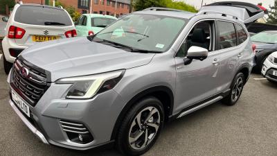 Subaru Forester 2.0i e-Boxer XE Premium 5dr Lineartronic Estate Petrol/Electric Hybrid SILVER at Subaru Used Vehicle Locator Coleshill