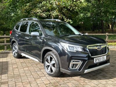 Subaru Forester 2.0i e-Boxer XE Premium 5dr Lineartronic Estate Petrol / Electric Hybrid Black at Subaru Used Vehicle Locator Coleshill