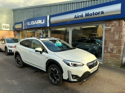 Subaru XV 2.0i e-Boxer SE Premium 5dr Lineartronic AWD Hatchback Hybrid White at Subaru Used Vehicle Locator Coleshill