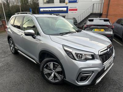 Subaru Forester 2.0i e-Boxer XE Premium 5dr Lineartronic Estate Petrol/Electric Hybrid SILVER at Subaru Used Vehicle Locator Coleshill