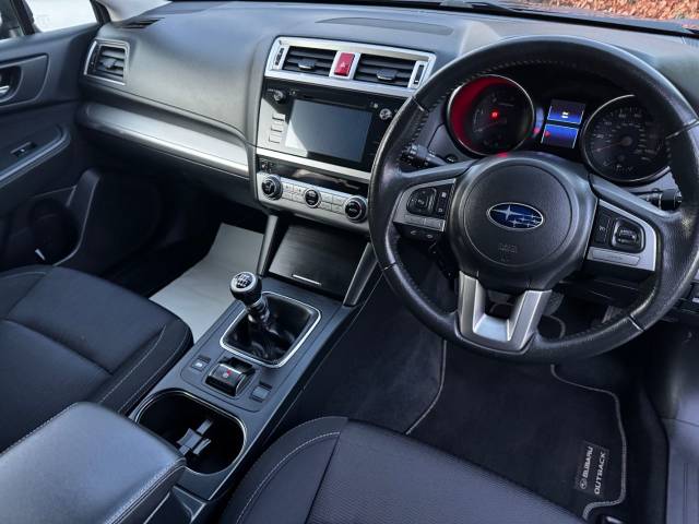 2015 Subaru Outback 2.0D SE 5dr