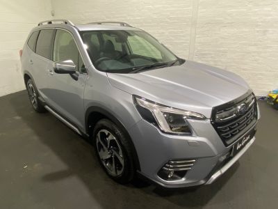 Subaru Forester 2.0i e-Boxer XE Premium 5dr Lineartronic Includes 3 Years Free Servicing SUV Petrol / Electric Hybrid Ice Silver at Subaru Used Vehicle Locator Coleshill