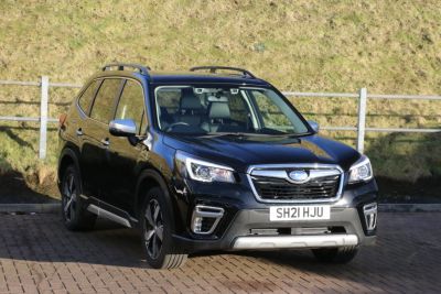 Subaru Forester 2.0i e-Boxer XE Premium 5dr Lineartronic Estate Petrol / Electric Hybrid Black at Subaru Used Vehicle Locator Coleshill