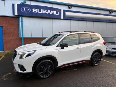 Subaru Forester 2.0i e-Boxer XE Premium 5dr Lineartronic Estate Petrol/Electric Hybrid WHITE at Subaru Used Vehicle Locator Coleshill