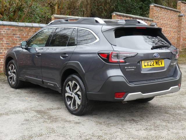 2022 Subaru Outback 2.5i Touring 5dr Lineartronic