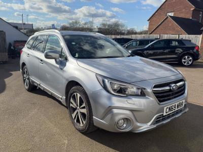 Subaru Outback 2.5i SE Premium 5dr Lineartronic Estate Petrol SILVER at Subaru Used Vehicle Locator Coleshill