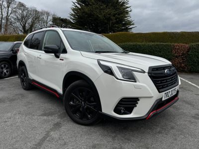 Subaru Forester 2.0i e-Boxer XE Premium 5dr Lineartronic Estate Petrol / Electric Hybrid White at Subaru Used Vehicle Locator Coleshill