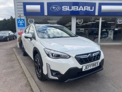 Subaru XV 2.0i e-Boxer SE Premium 5dr Lineartronic Hatchback Petrol / Electric Hybrid White at Subaru Used Vehicle Locator Coleshill