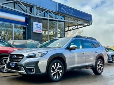 Subaru Outback 2.5i Touring Estate 5dr Petrol Lineartronic 4WD Euro 6 (s/s) (169 ps) Estate Petrol SILVER at Subaru Used Vehicle Locator Coleshill