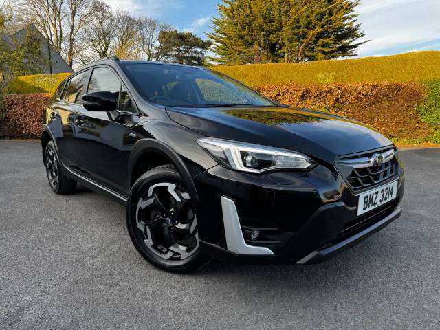 Subaru XV 2.0i e-Boxer SE 5dr Lineartronic Hatchback Petrol/Electric Hybrid BLACK