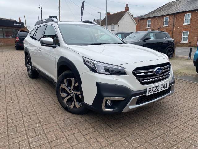 Subaru Outback 2.5i Touring 5dr Lineartronic Estate Petrol WHITE