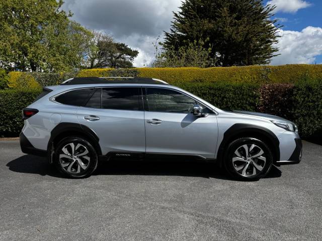 2022 Subaru Outback 2.5i Touring 5dr Lineartronic