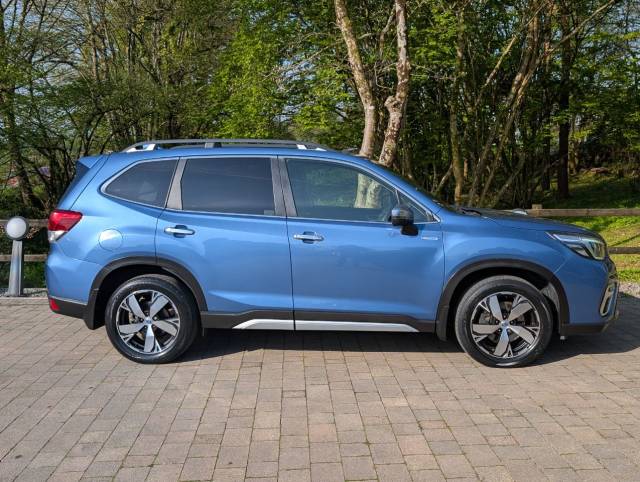 2019 Subaru Forester 2.0i e-Boxer XE Premium 5dr Lineartronic