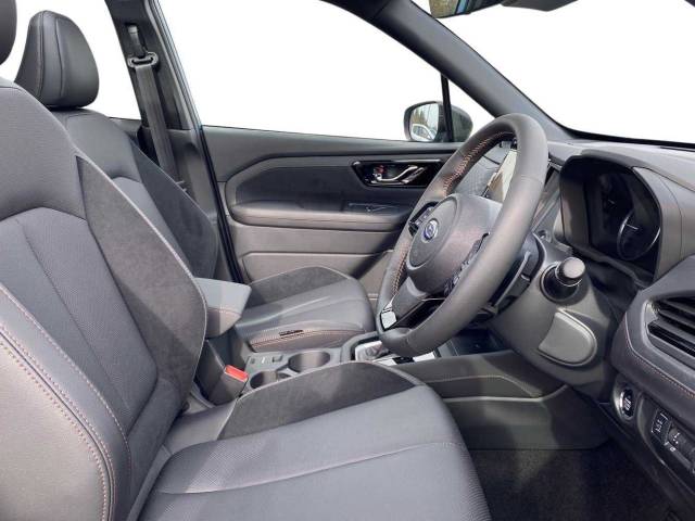 2025 Subaru Forester 2.0i Touring