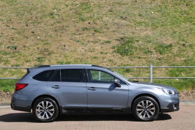 2016 Subaru Outback 2.0D SE Premium 5dr Lineartronic