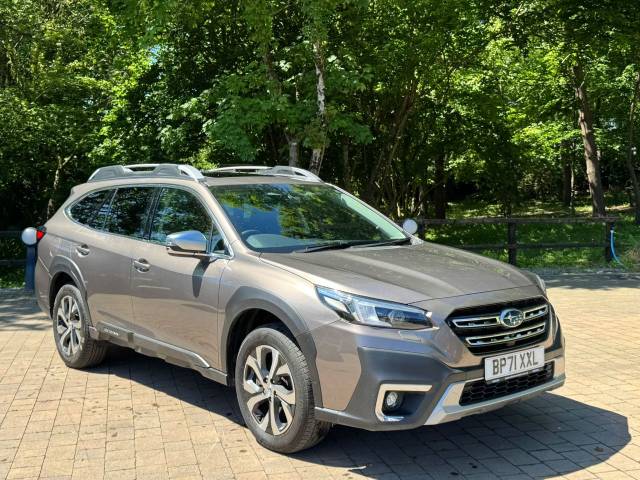 Subaru Outback 2.5i Touring 5dr Lineartronic Estate Petrol Bronze