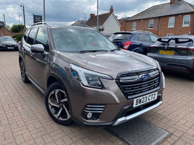 Subaru Forester 2.0i e-Boxer XE Premium 5dr Lineartronic Estate Petrol Gold