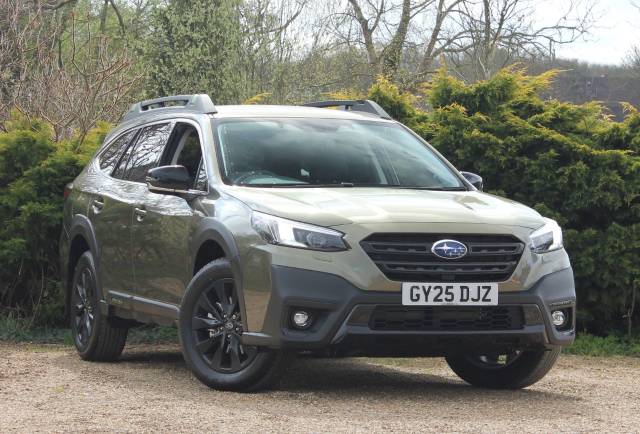 Subaru Outback 2.5i Field 5dr Lineartronic Estate Petrol Green