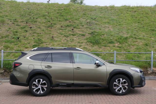 2022 Subaru Outback 2.5i Touring 5dr Lineartronic