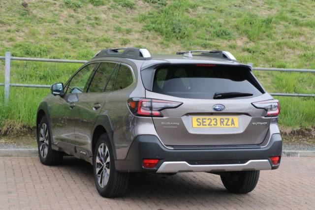 2023 Subaru Outback 2.5i Touring 5dr Lineartronic