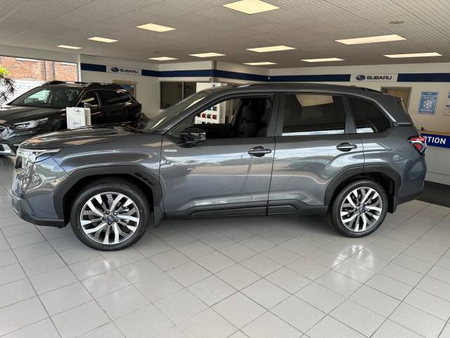 2025 Subaru Forester 2.0i e-Boxer Touring 5dr Lineartronic