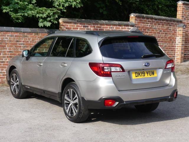 2019 Subaru Outback 2.5i SE Premium 5dr Lineartronic