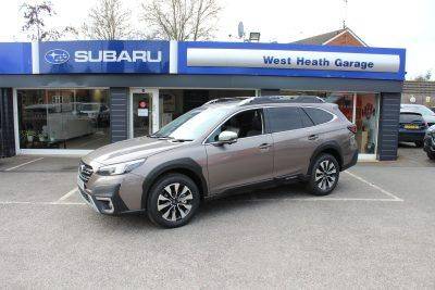 Subaru Outback 2.5i Touring 5dr Lineartronic Estate Petrol Gold