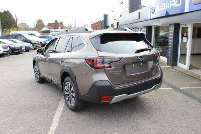 2025 Subaru Outback 2.5i Touring 5dr Lineartronic
