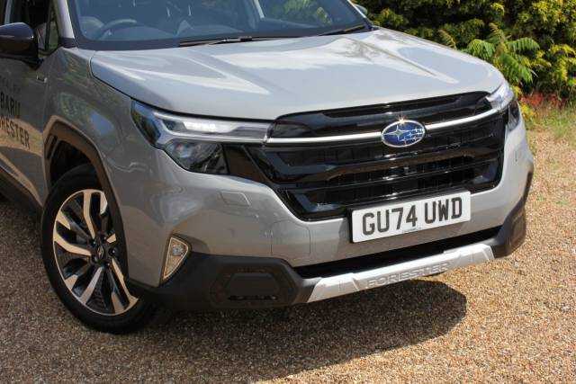 2025 Subaru Forester 2.0i e-Boxer Touring 5dr Lineartronic