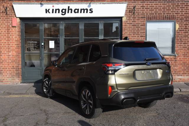 2025 Subaru Forester 2.0 touring petrol/hybrid