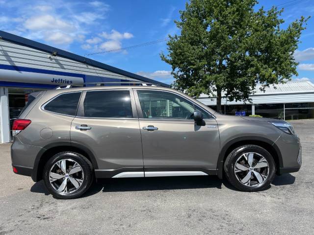 2021 Subaru Forester 2.0i e-Boxer XE Premium 5dr Lineartronic