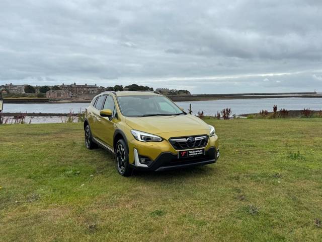 Subaru XV 2.0i e-Boxer SE 5dr Lineartronic Hatchback Petrol / Electric Hybrid Yellow