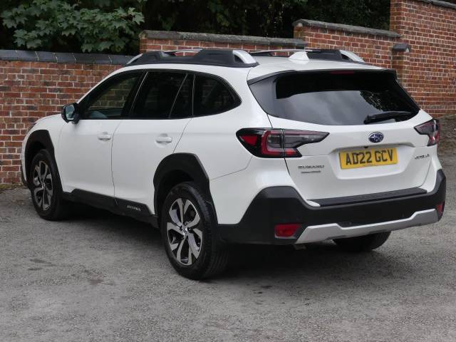 2022 Subaru Outback 2.5i Touring 5dr Lineartronic