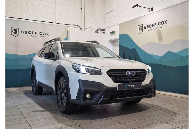 Subaru Outback Field SUV 2.5 Lineartronic Petrol SUV Petrol Crystal White
