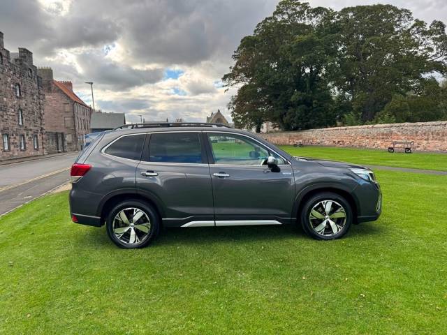 2021 Subaru Forester 2.0i e-Boxer XE Premium 5dr Lineartronic