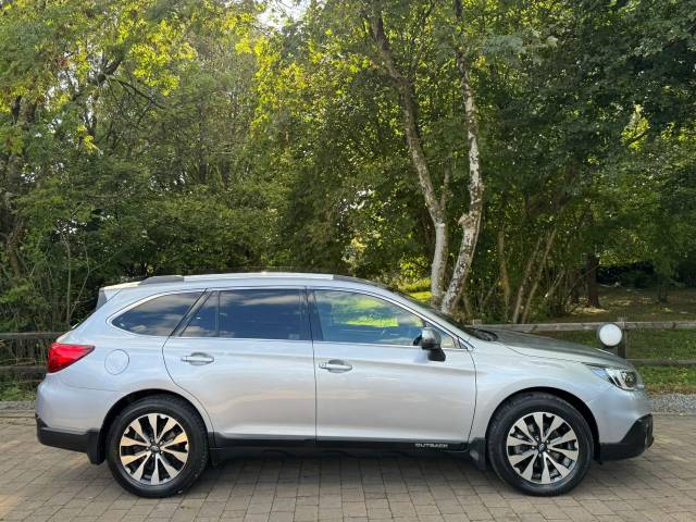 2015 Subaru Outback 2.0D SE Premium 5dr Lineartronic
