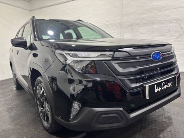 Subaru Forester 2.0i e-Boxer Limited 5dr Lineartronic SUV Petrol / Electric Hybrid Black