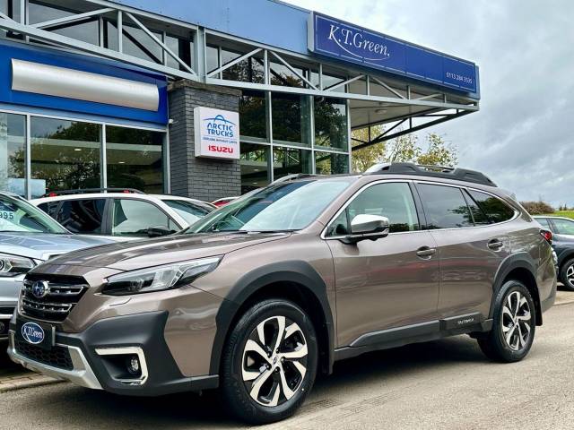 Subaru Outback 2.5i Touring Estate 5dr Petrol Lineartronic 4WD Euro 6 (s/s) (169 ps) Estate Petrol GOLD
