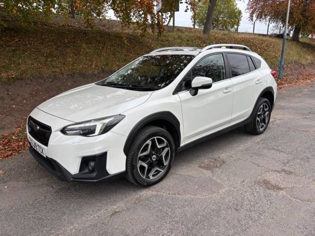 Subaru XV 2.0i SE Premium 5dr Lineartronic Hatchback Petrol WHITE