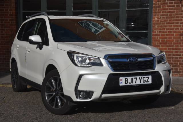 Subaru Forester 2.0 XT 5dr Lineartronic Estate Petrol White