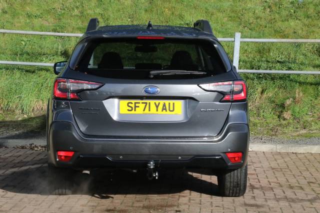 2022 Subaru Outback 2.5i Field 5dr Lineartronic