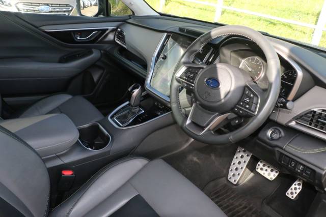 2022 Subaru Outback 2.5i Field 5dr Lineartronic