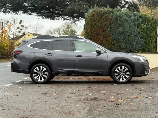 2023 Subaru Outback 2.5i Touring 5dr Lineartronic