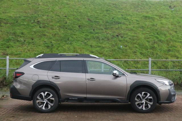 2022 Subaru Outback 2.5i Touring 5dr Lineartronic