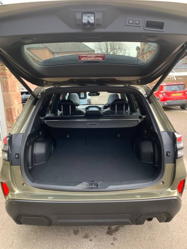 2025 Subaru Forester 2.0i e-Boxer Touring 5dr Lineartronic